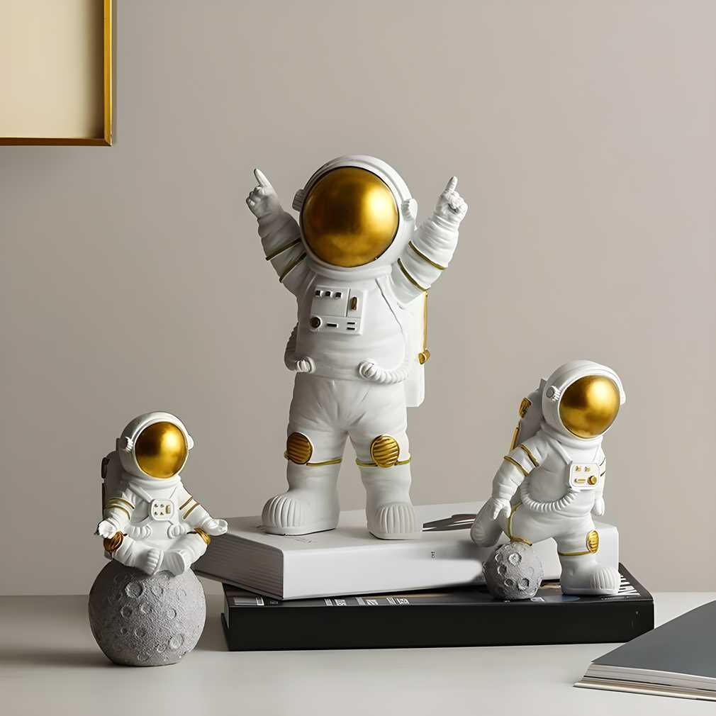 Golden Astronaut Figurine Set - 3 Piece Resin Space Décor Collection